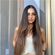 Madrelingua spagnola offre ripetizioni e lezioni per tutte le età